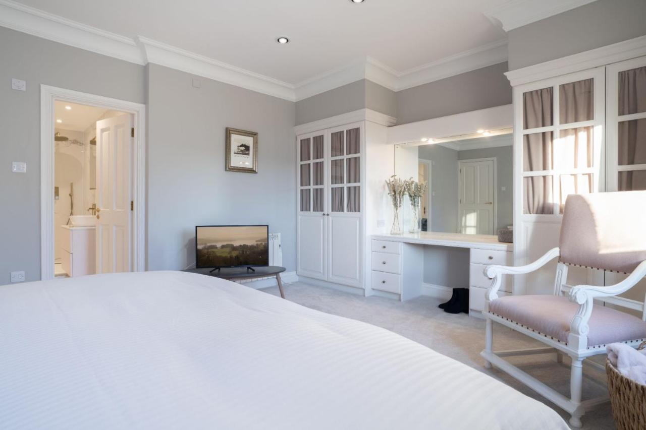 Brand New - Contemporary - 2 Bedroom - 2 Bathroom - Spacious Apartment - Lake Views Ambleside Exterior foto